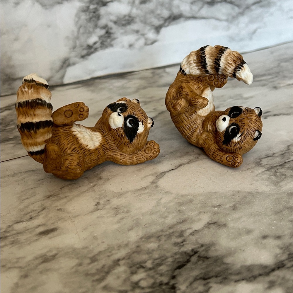 Vintage VTG 80s 1984 Enesco set of 2 raccoon figures
